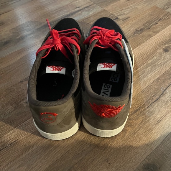Travis Scott nike size 13 - Picture 3 of 6